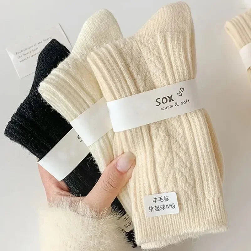 5Pairs Casual Thick Cashmere Socks Women Girls Japanese Harajuku Solid Color Wool Sock Fuzzy Soft Thermal Home Sleeping Stocking
