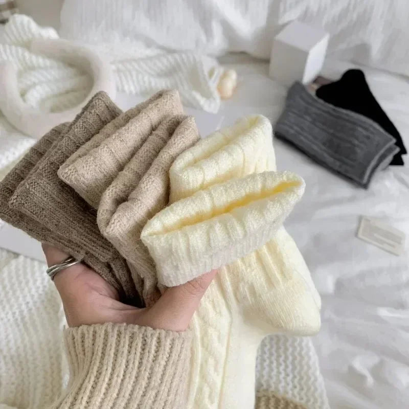 5Pairs Casual Thick Cashmere Socks Women Girls Japanese Harajuku Solid Color Wool Sock Fuzzy Soft Thermal Home Sleeping Stocking